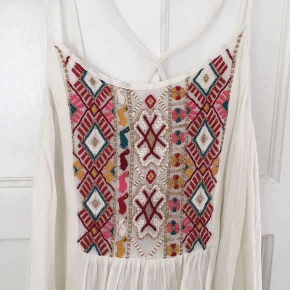 Urban Outfitters Embroidered Swing Top - Picture 3 of 4